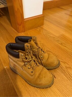 Men's Wheat Work Boots - Classic Durable Style